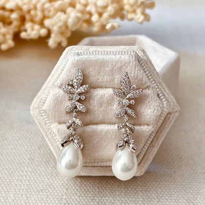 Aretes con diseño orgánico ER1030